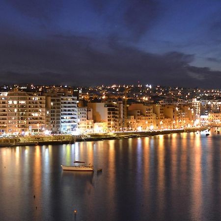 Marvellous Apartment With Valletta And Harbour Views Sliema Eksteriør bilde