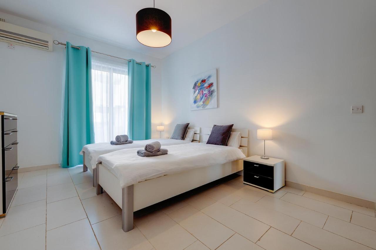 Marvellous Apartment With Valletta And Harbour Views Sliema Eksteriør bilde