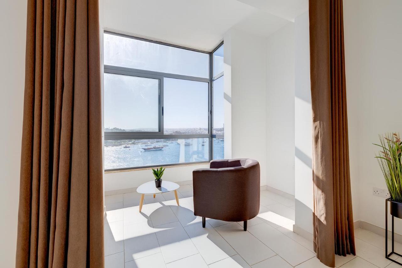 Marvellous Apartment With Valletta And Harbour Views Sliema Eksteriør bilde