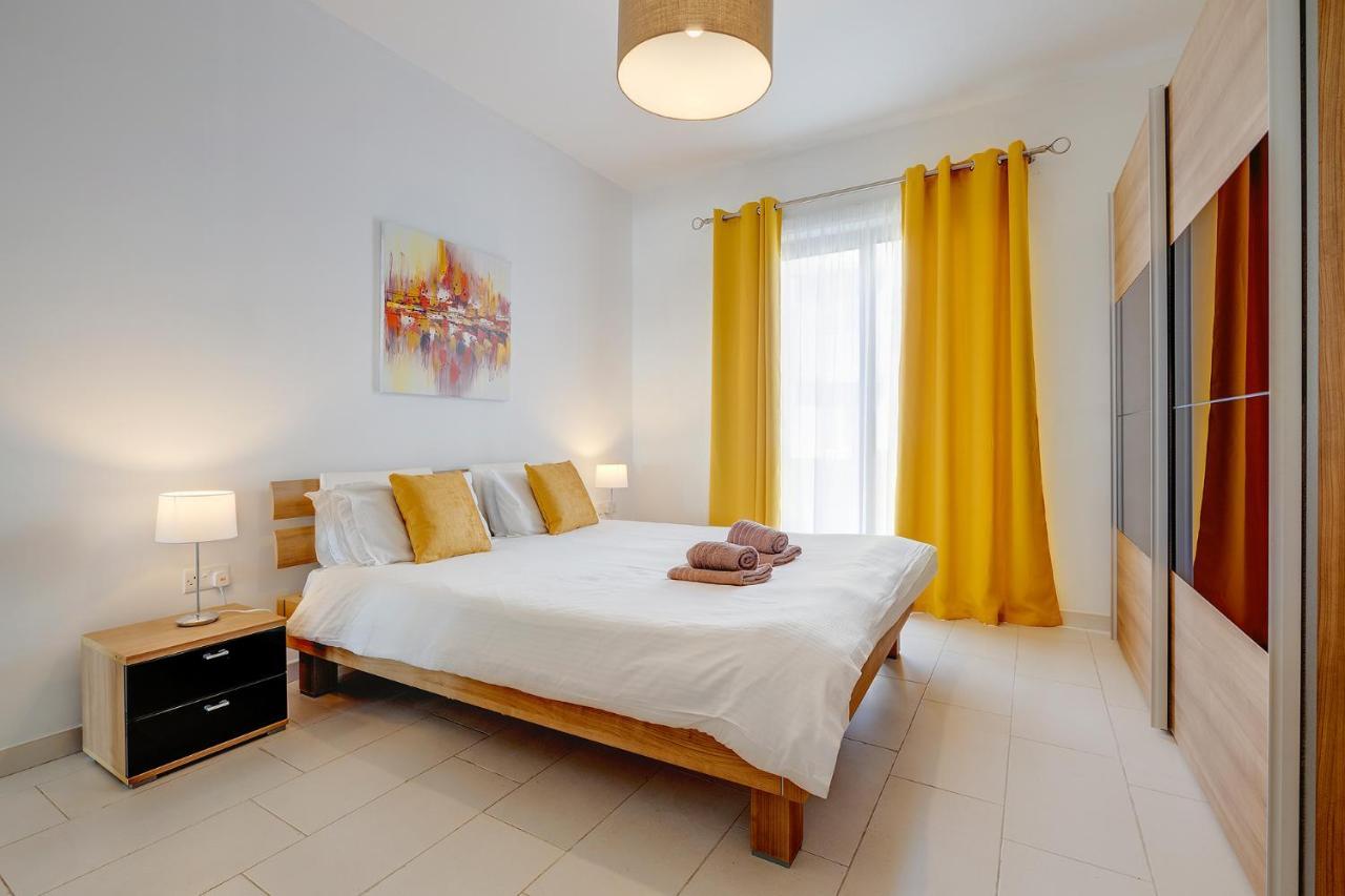 Marvellous Apartment With Valletta And Harbour Views Sliema Eksteriør bilde