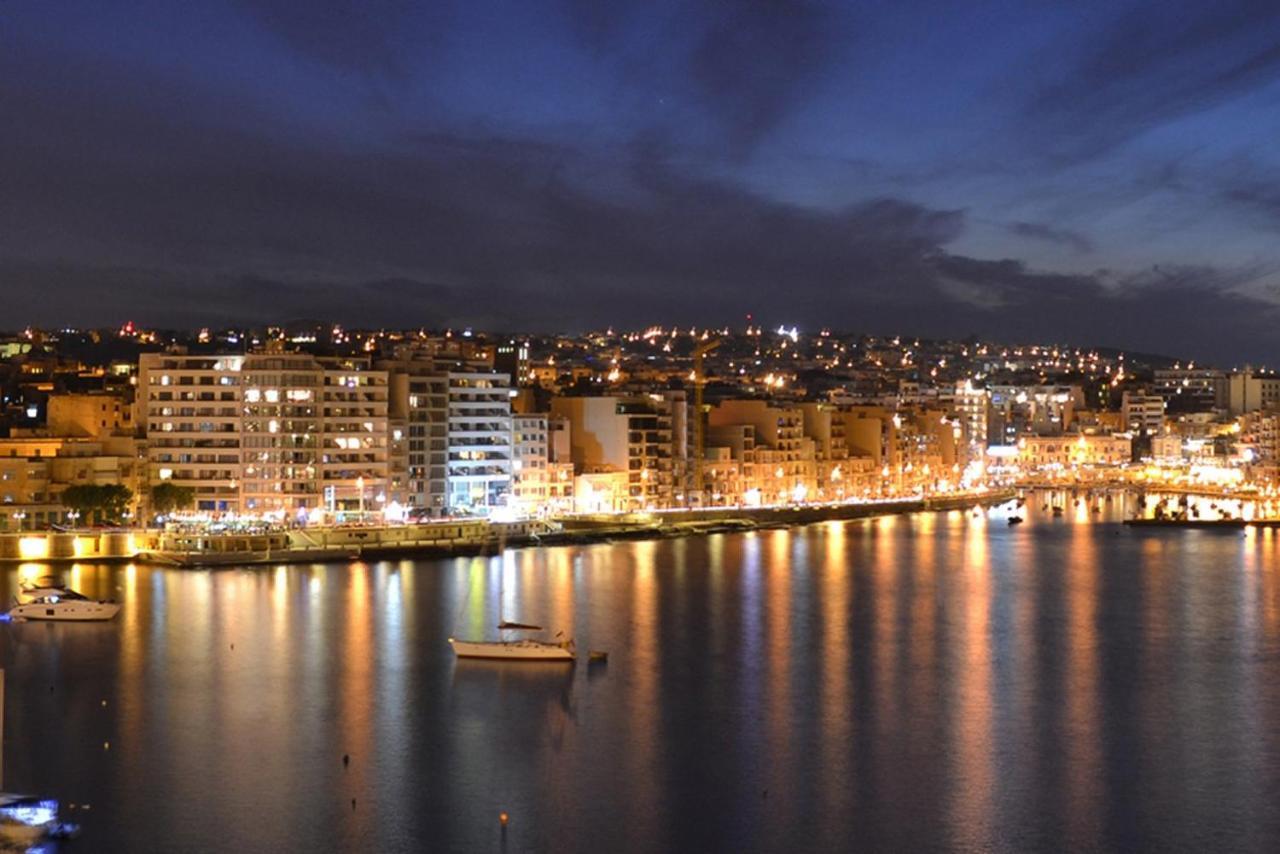 Marvellous Apartment With Valletta And Harbour Views Sliema Eksteriør bilde